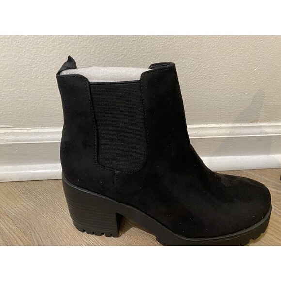 Soda Jaber Black Chunky Lug Sole Elastic Gore Pull On Wide Chelsea Ankle Boot 8 - Picture 1 of 10